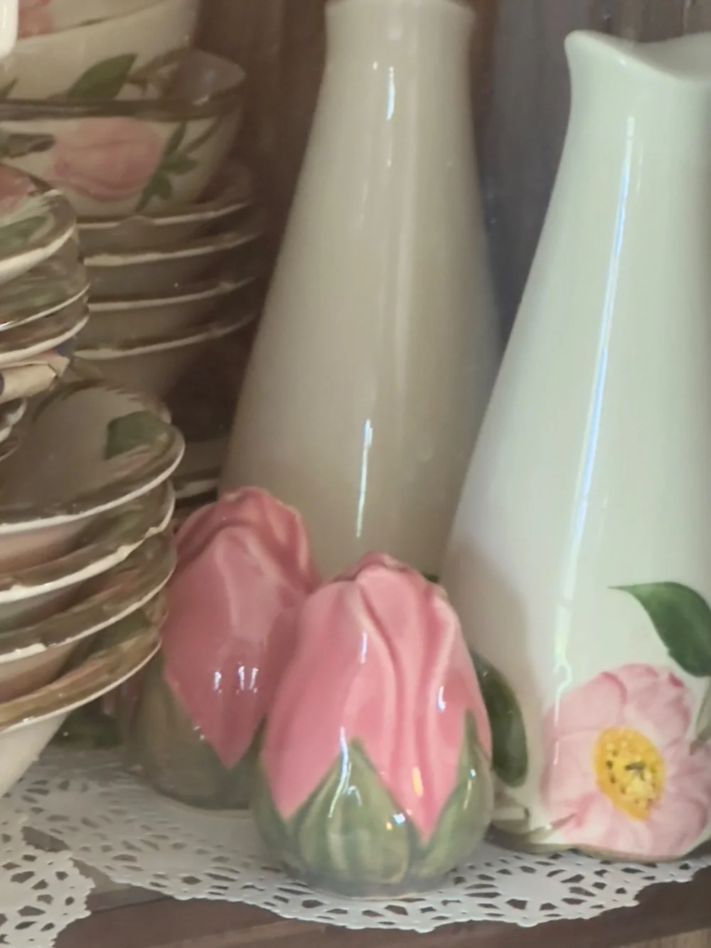 78 PIECE ORIGINAL DESERT ROSE LOT